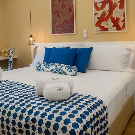 J&V Luxury Suites خانيا المظهر الخارجي الصورة
