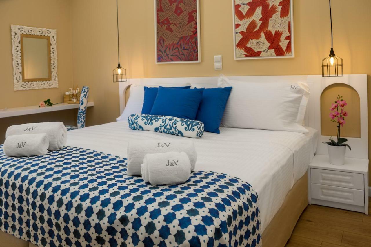 J&V Luxury Suites خانيا المظهر الخارجي الصورة